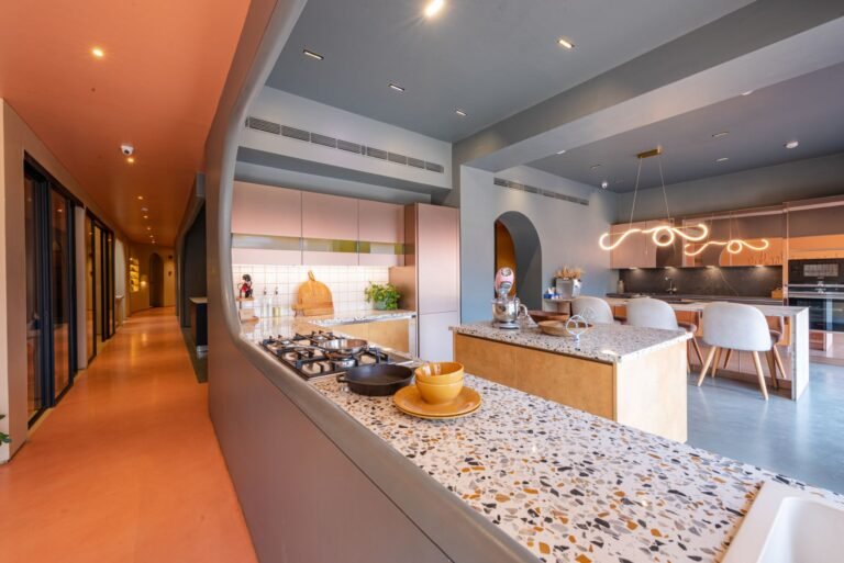 MuseLAB's Futurist Retail Design for Collins India - Society Interiors ...