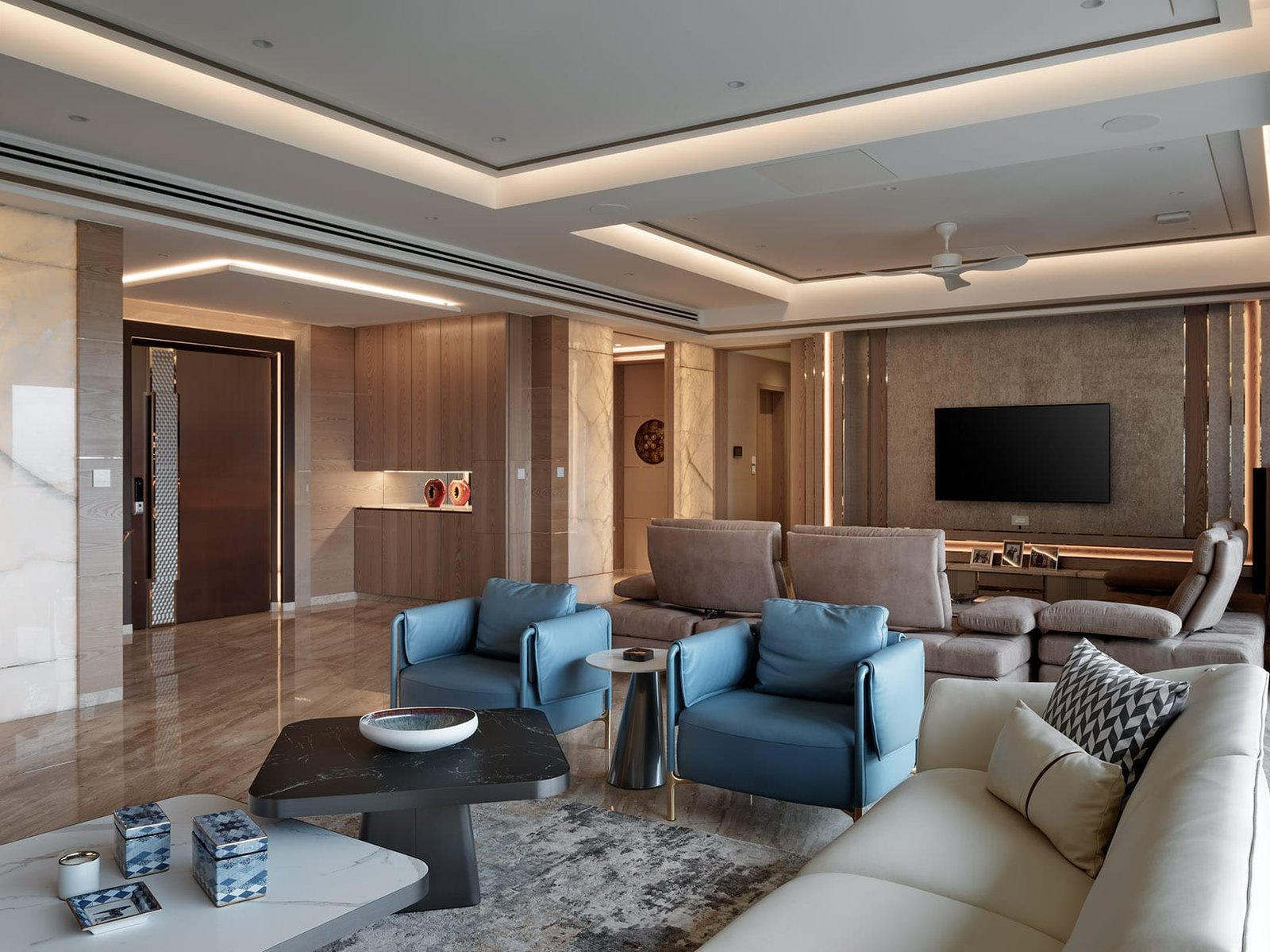 The Mehta residence designed by Pune-based Metaphors perfectly blends ...